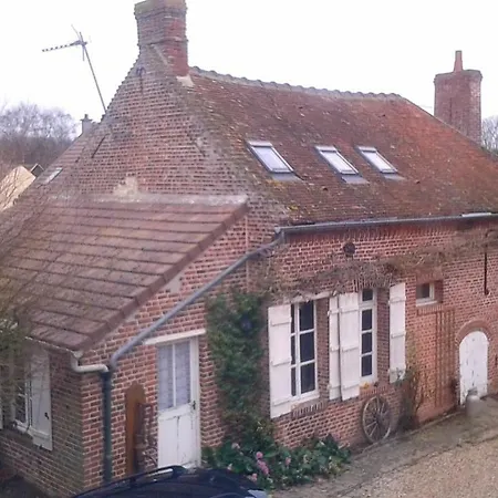 Villa les glycines à Cressonsacq Extérieur photo